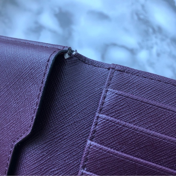 Kate Spade Plum Purple Phone Wristlet Wallet Purse Detachable Wristband Loop - Picture 15 of 15